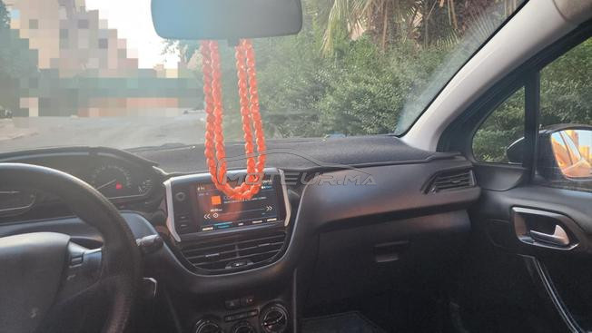 Peugeot 208 Diesel Manuelle 2019 à Marrakech