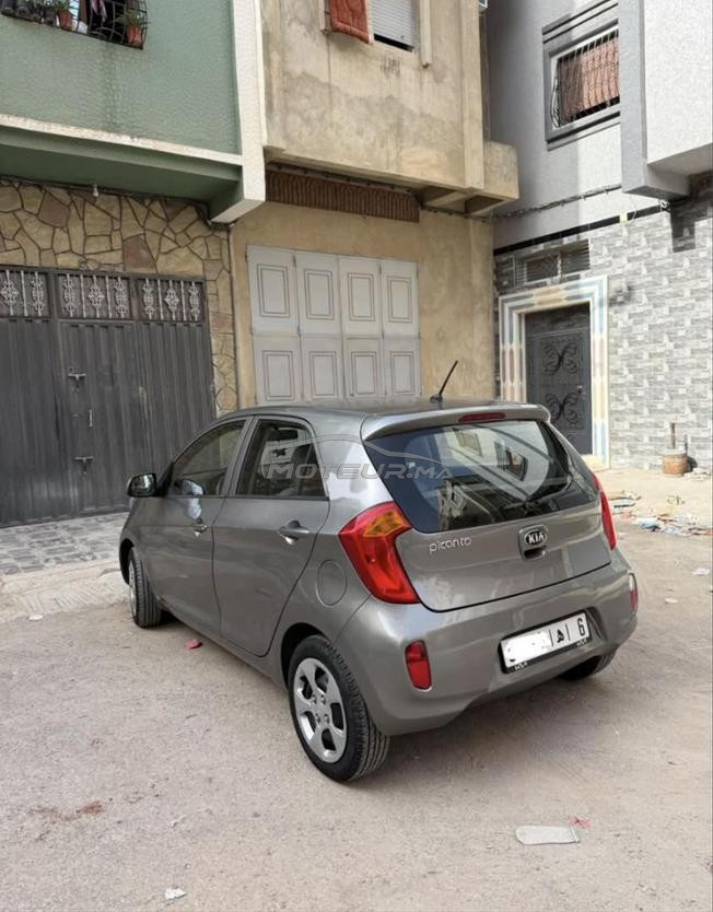 Kia Picanto model 2015