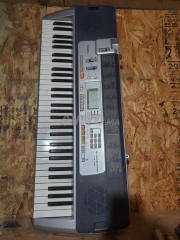 Piano Casio multifonction original - 2