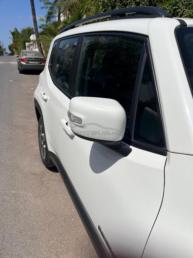 Jeep Renegade blanche 