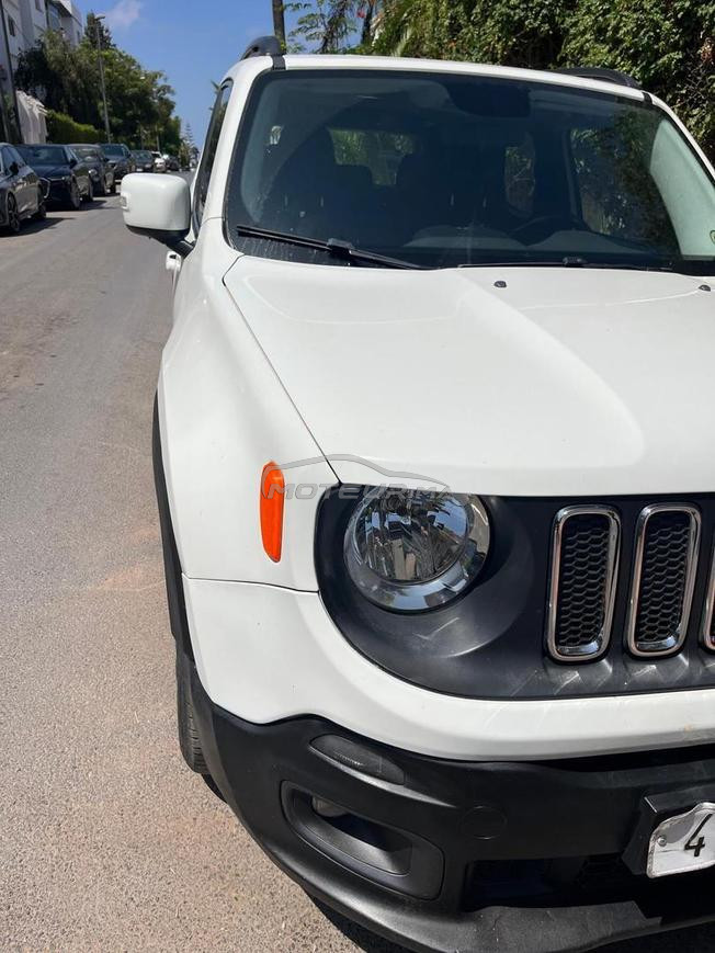 Jeep Renegade blanche 