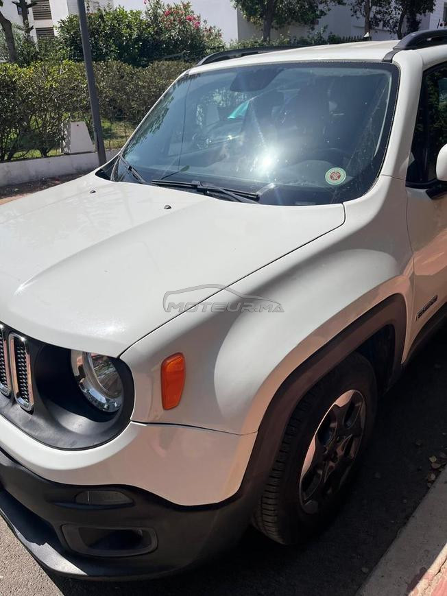 Jeep Renegade blanche 