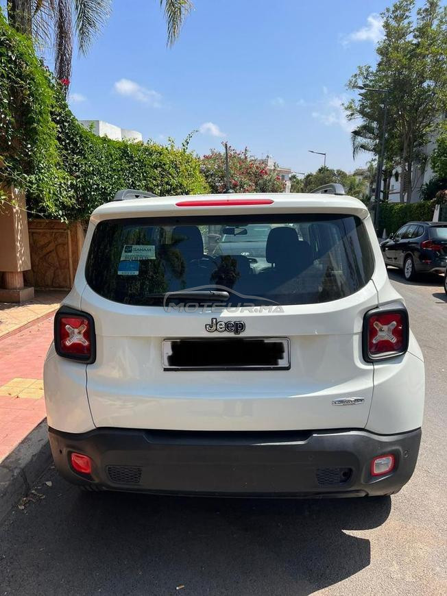 Jeep Renegade blanche 