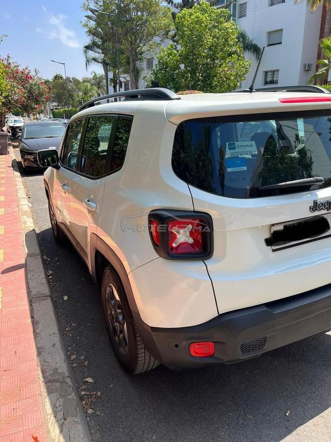 Jeep Renegade blanche 