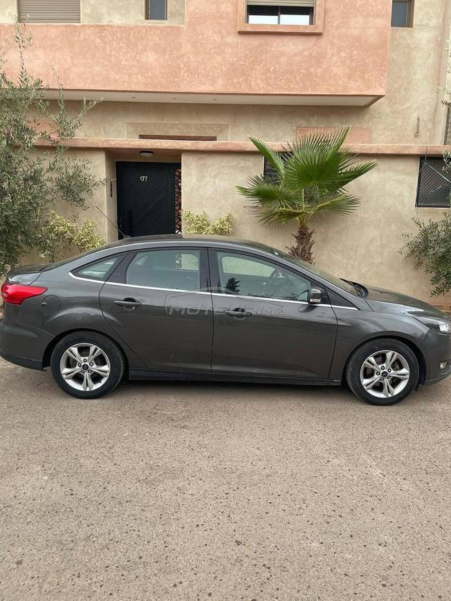 Ford Focus 2016 –Bon état - 200 000 km – 1ère main