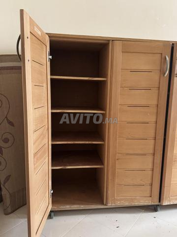 Grande armoire en bois 4 portes - 2