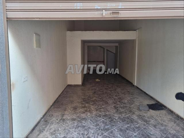 Magasin à vendre 34 m2 et 17 m2 mezzanine, hauteur 6m - 2