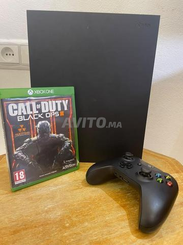 XBOX ONE X 1tb Manette et Call of duty BO3 - 2