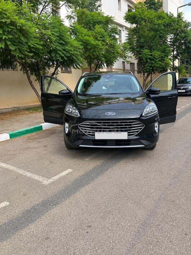🚗 Ford Kuga Titanium – Modèle 2022