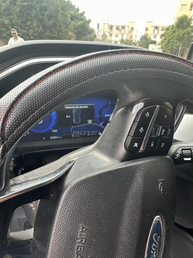 🚗 Ford Kuga Titanium – Modèle 2022
