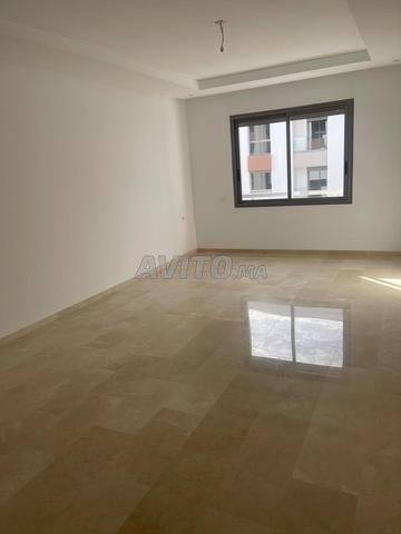 Appartement à louer 90 m² à Temara - 2