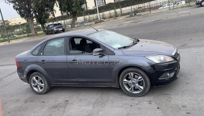 ford focus ghia