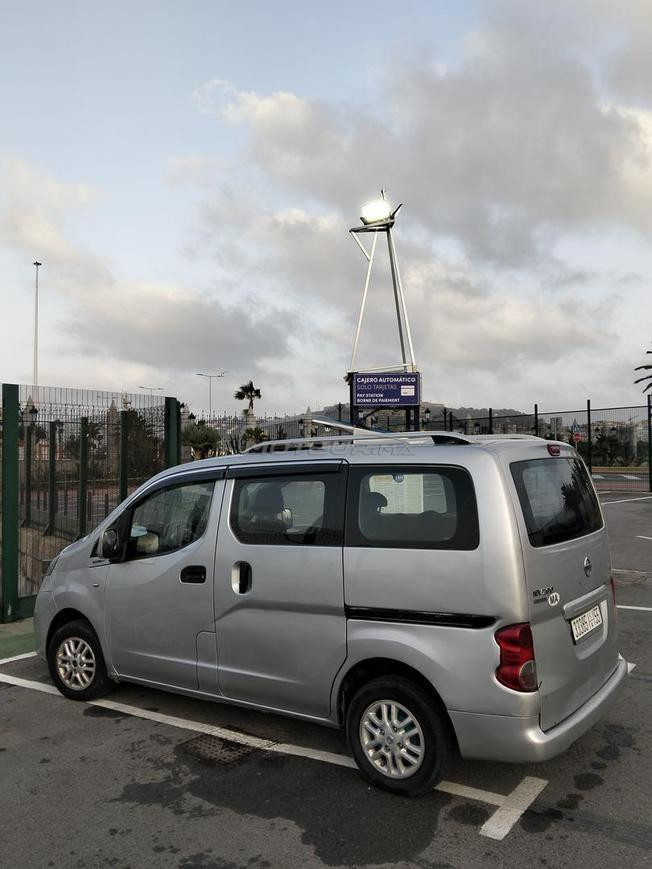 NISSAN EVALIA 