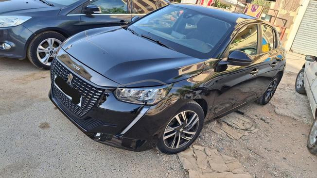 208 Peugeot 