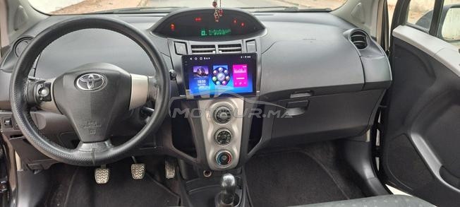 TOYOTA YARIS ESSENCE 