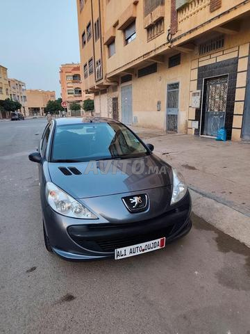 سيارة بيجو 206 اقتصادية للبيع - 2