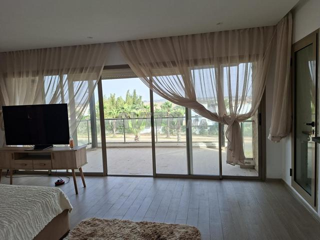 Vente villa haut standing Plage des Nations - 2