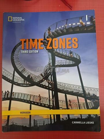 Livres anglais TIME ZONES - 2
