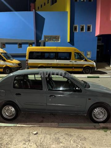Voiture Renault à vendre - 2