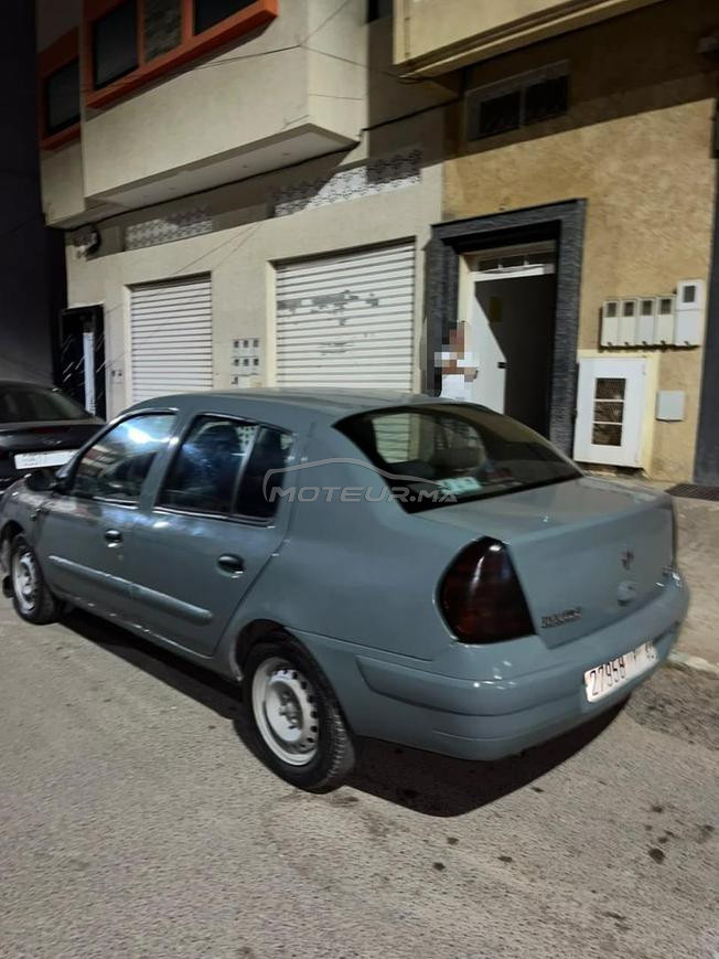 سيارة رونو للبيع 