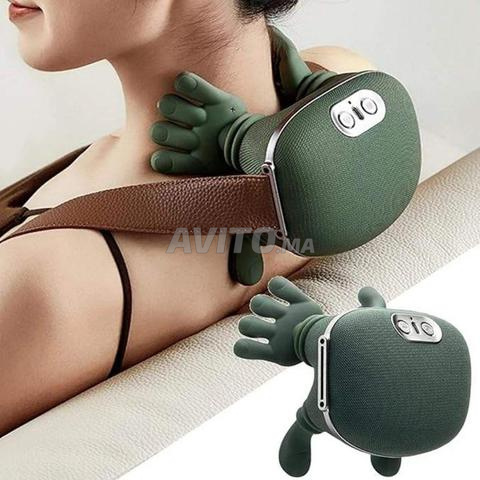 Appareil de massage innovant pour le cou et les épaules. - 2