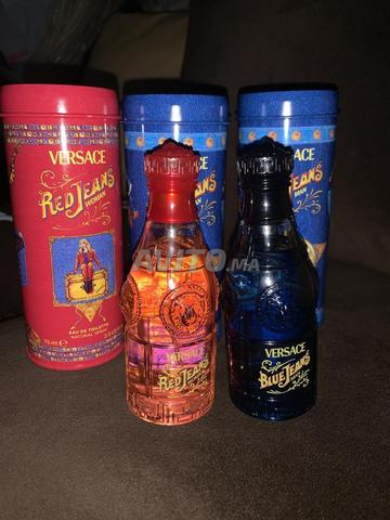 Jean bleu Versace et jean rouge Versace - 2