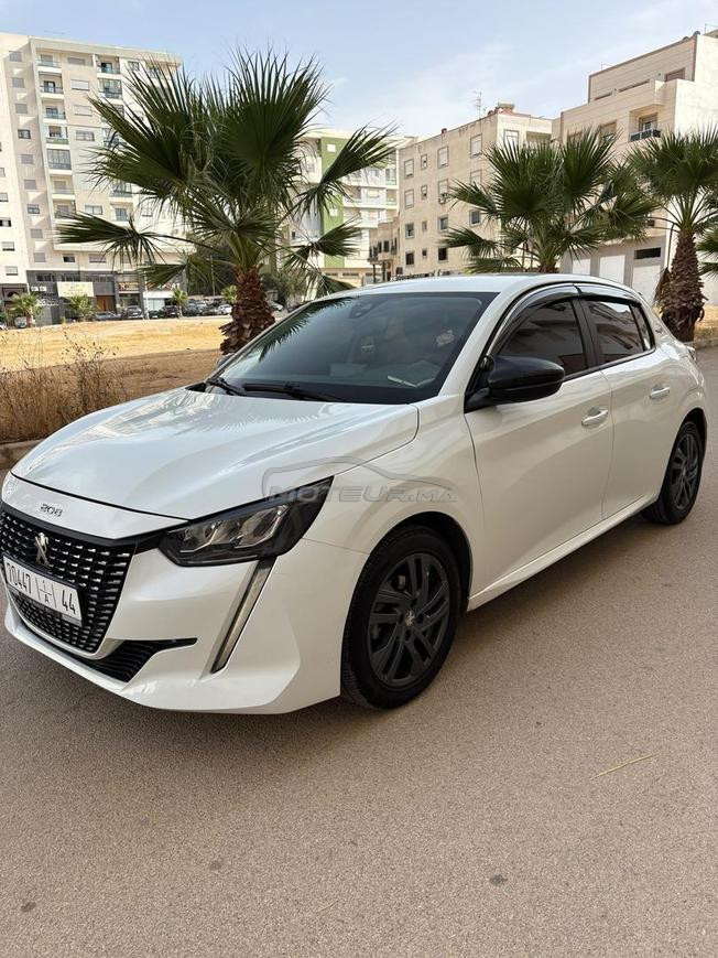 peugeut 208 
