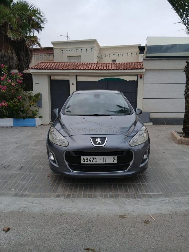 Peugeot 308 Diesel Manuelle 2012 à Rabat