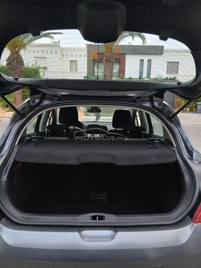 Peugeot 308 Diesel Manuelle 2012 à Rabat