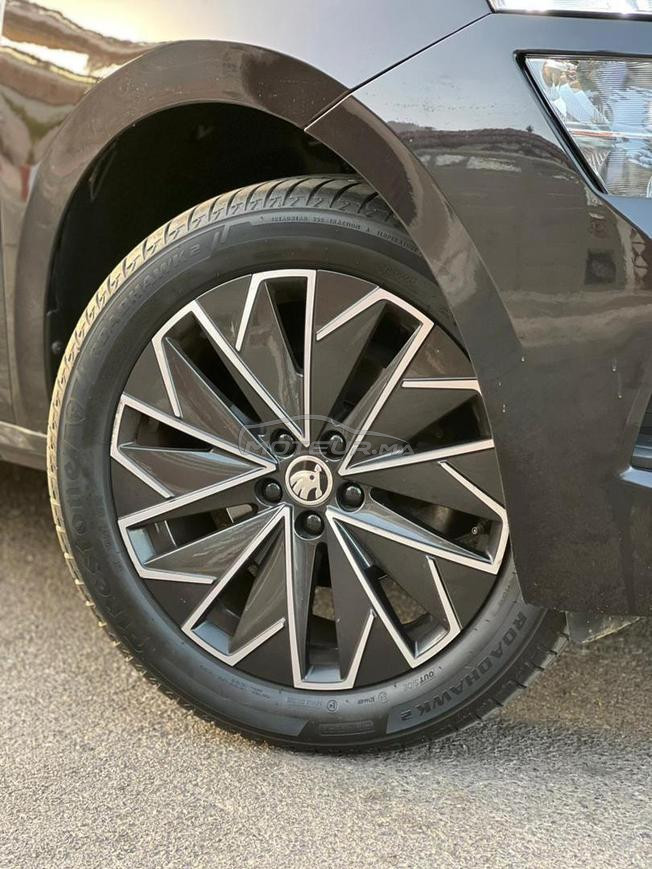 Skoda kamique très bon état 