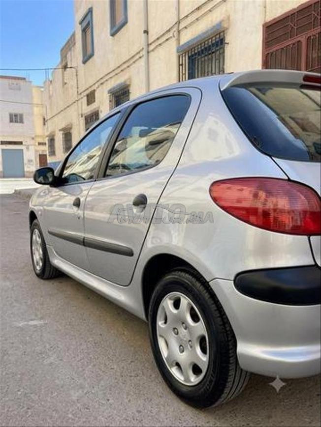 Peugeot 206 Essence Manuelle 2002 à Al Hoceima