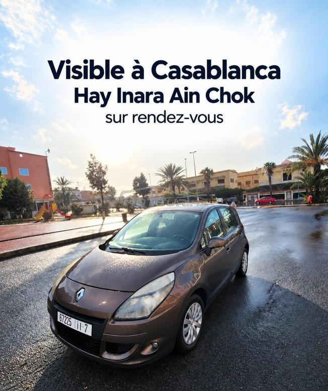 Renault Scenic 2ᵉ main 2011 à Casablanca
