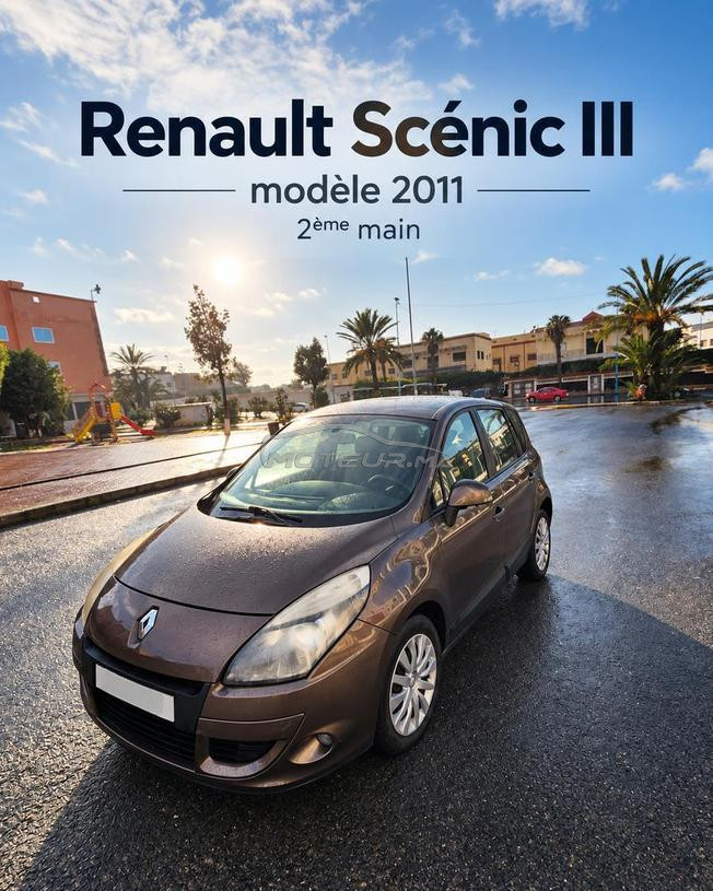 Renault Scenic 2ᵉ main 2011 à Casablanca