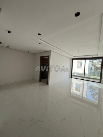 Appartement à Louer 3 min de CFC