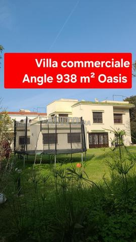 Villa Commerciale d'Angle 938m² Oasis