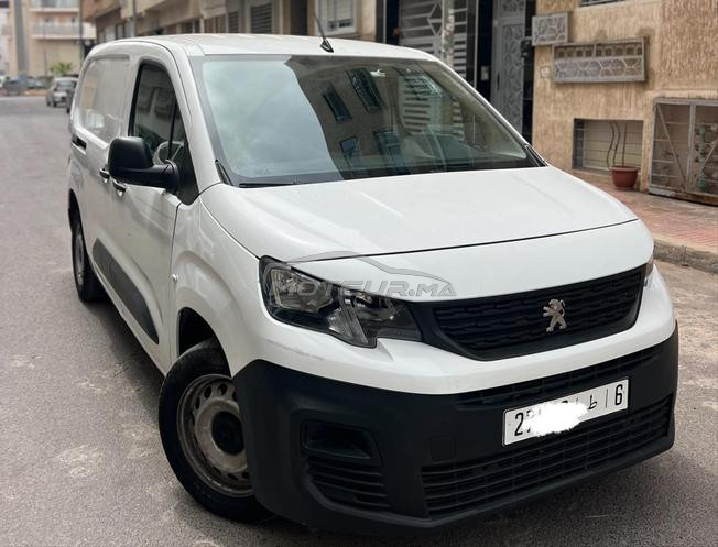 PEUGEOT Partner model 2022.  49000km