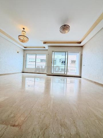 Appartement à louer 130 m² à Casablanca maarif - 2