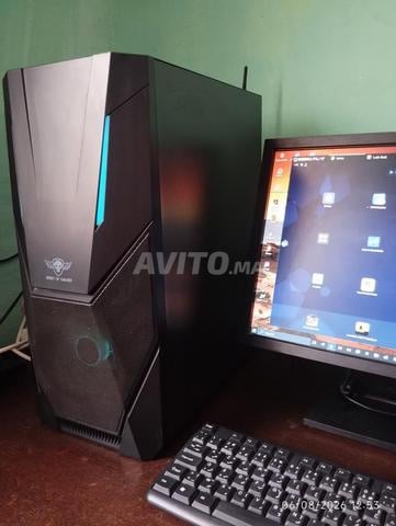 كمبيوتر مكتبي نظيف، خفيف ومستقر للعمل