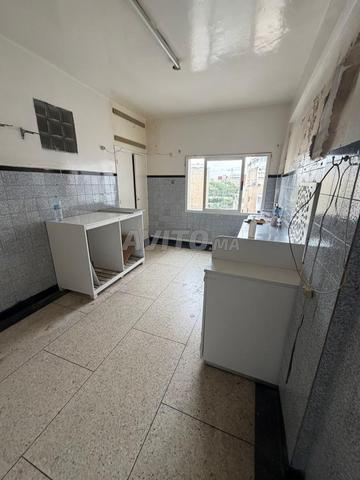 Appartement à louer 79 m² à Casablanca - 2