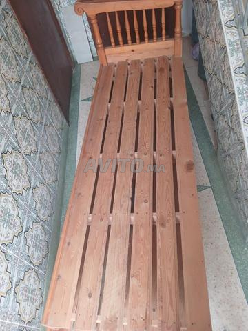 أثاث بحالة جيدة / فرشة و صدادر - 2