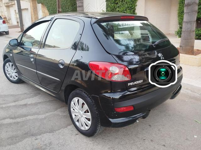 Peugeot 2012 Propre - 2