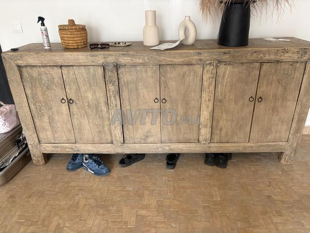 Grand meuble de rangement en vrai bois
