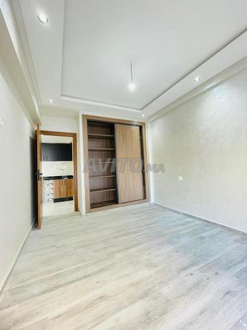 Studio à louer vidé Casablanca ibno tachfine - 2