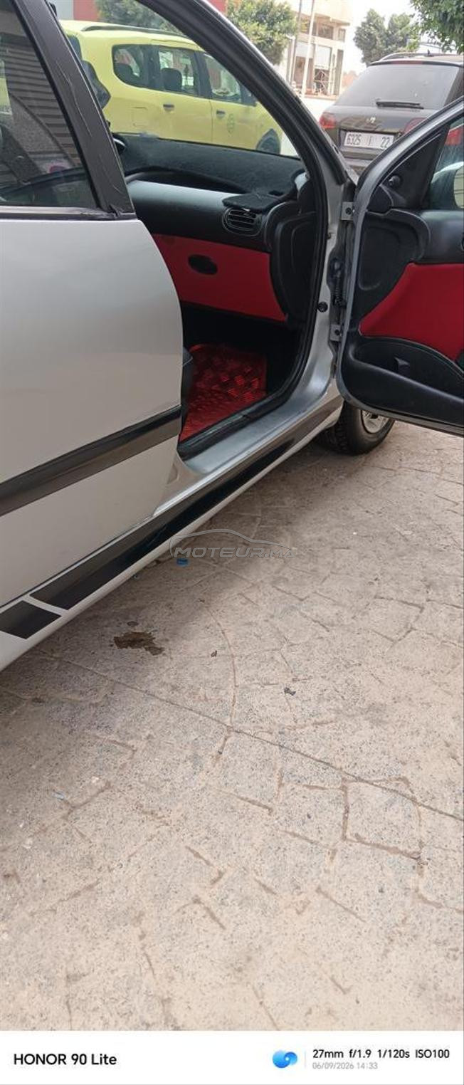 السياره بيجو 206