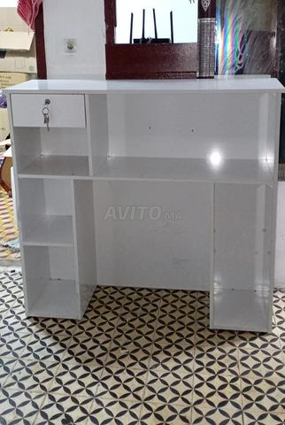 مكتب استقبال أبيض للبيع – حالة جيدة - 2