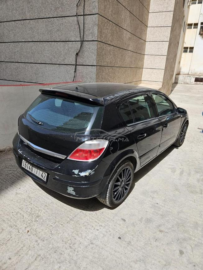 Opel Astra Essence Manuelle 2008 à Tanger