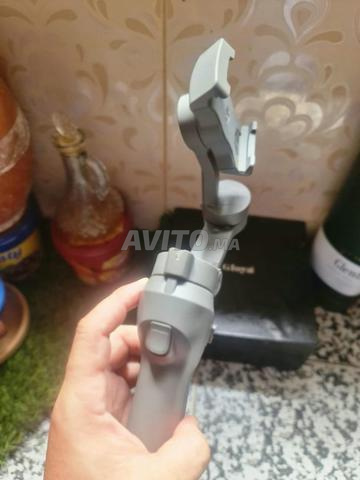 Stabilisateur intelligent pour téléphones (Gimbal / Osmo Mobile) - 2