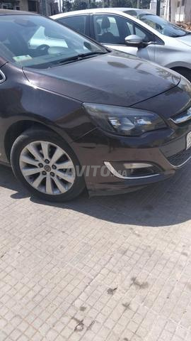 Opel Astra Diesel Manuelle 2014 à Salé - 2