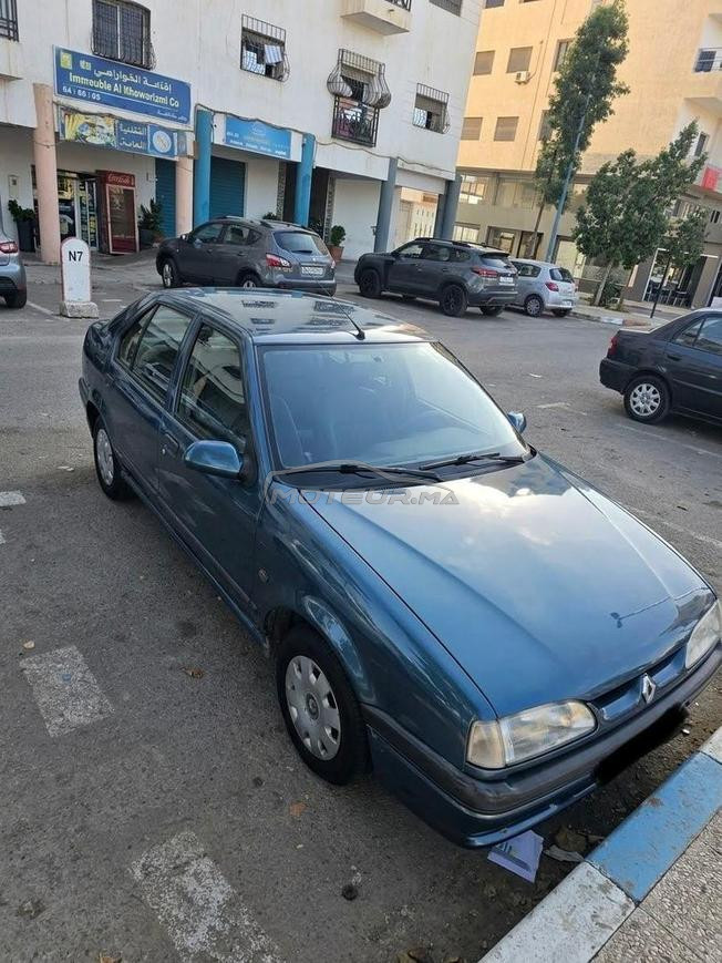 Renault R19