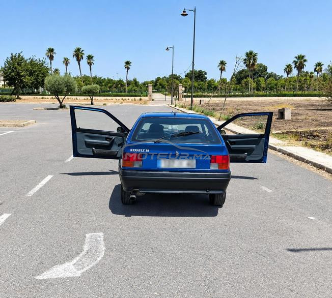 Renault 19 موديل 1990، مازوط. جوج بيبان